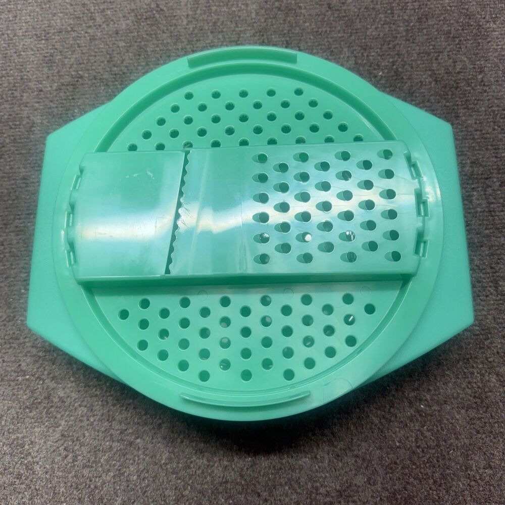 Vintage 2 Piece Tupperware Cheese Grater Shredder & Bowl Set 786-6